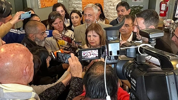 Elecciones 2023, en vivo: Bullrich denunció que fue atacada por un grupo kirchnerista durante una recorrida por San Luis