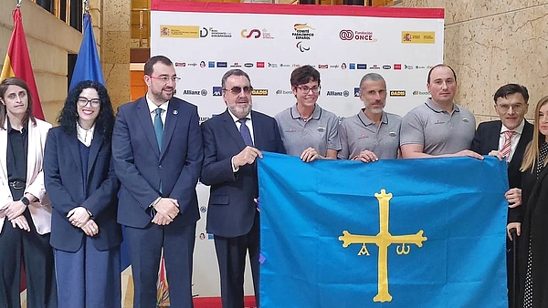 Barbón dice a los deportistas paralímpicos preseleccionados para París que representan la mejor Asturias