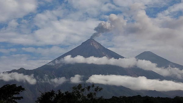 Volcán de Fuego en vivo: el reporte más reciente sobre su actividad