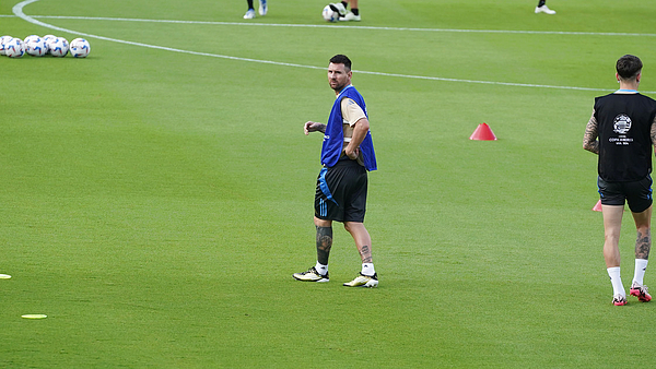 Con Messi enchufado, la Scaloneta va por otra semifinal