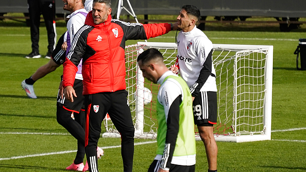 La noticia que celebró Demichelis antes del cambio de bunker en la pretemporada de River