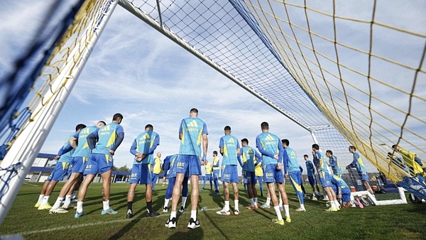 Los dos equipos que paró Martínez en la práctica de Boca