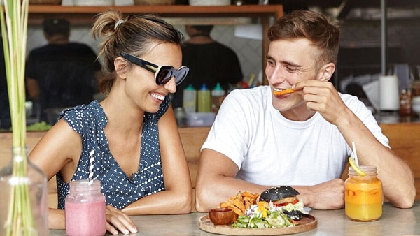 El superdescuento en restaurantes que podés aprovechar con estos simples pasos