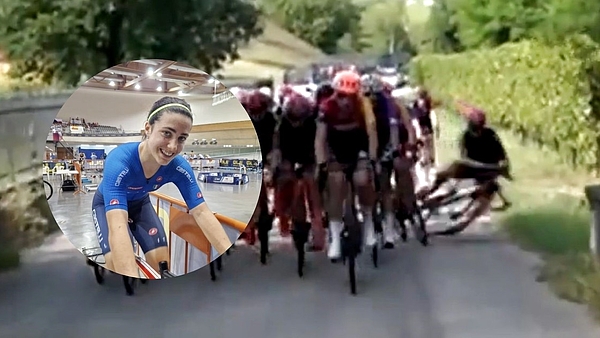 Impresionante caída de una ciclista italiana de 19 años: está grave