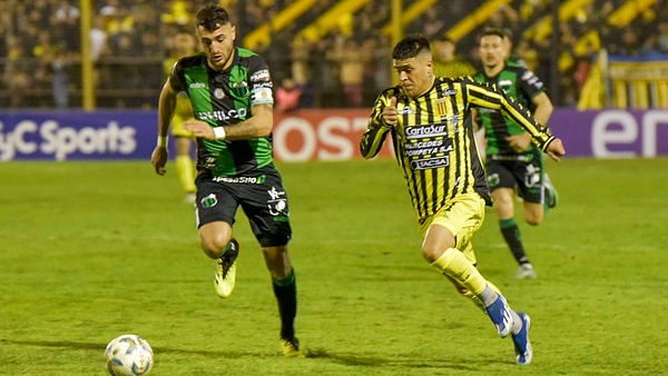 Chicago se quedó con el clásico, se prendió y hundió a Almirante