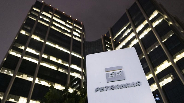 Petrobras quiere el gas de Vaca Muerta y mira a una de las joyas de Paolo Rocca