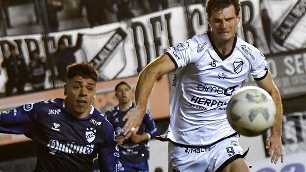 De la mano de Glellel, Quilmes se llevó un empate de Floresta