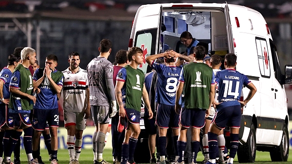 Los tristes casos de muertes súbitas en el fútbol