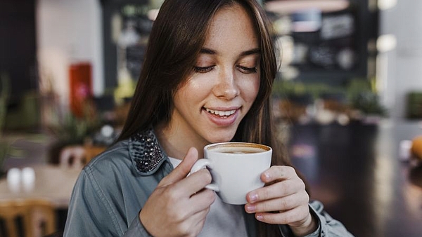 El café ayuda a la salud del corazón y el cerebro: cuánto recomienda tomar por día un experto