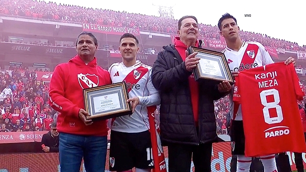 Video: cómo recibieron a Bustos y Meza en el Libertadores de América