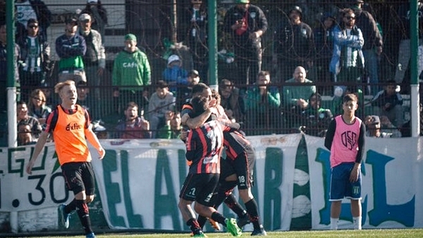 Patronato pisó fuerte ante San Miguel y se despegó del fondo