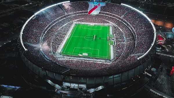 La historia de la cancha de River: cómo era el estadio Monumental 60 años atrás