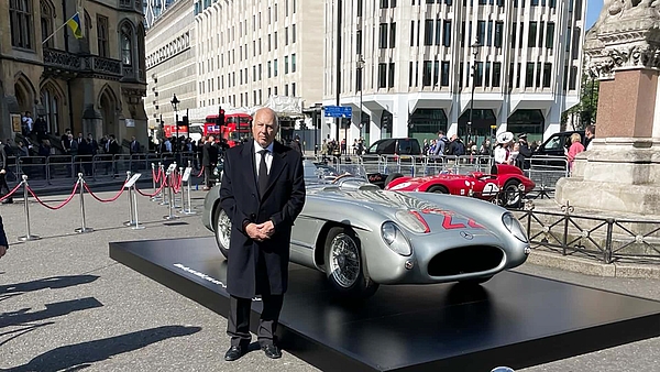 Un Fangio en el homenaje a Stirling Moss en Inglaterra