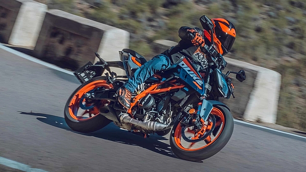 Lanzamiento: KTM 390 Duke (2024)