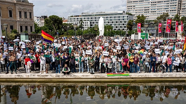 Milei en la cumbre de Vox: miles de manifestantes protestaron en Madrid contra el crecimiento de la derecha