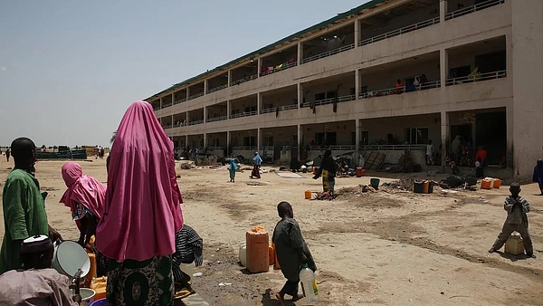 Nigeria anuncia la liberación de unas 350 personas, incluidos más de 200 niños, secuestradas por Boko Haram