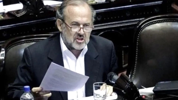 Eduardo Amadeo sobre el debate de Ley Bases en el Senado: Están poniendo palos en la rueda