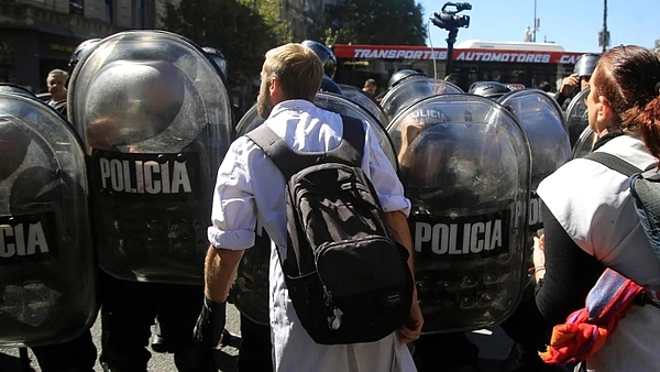 El sindicato de padres, una opción necesaria para hacer frente a los paros docentes